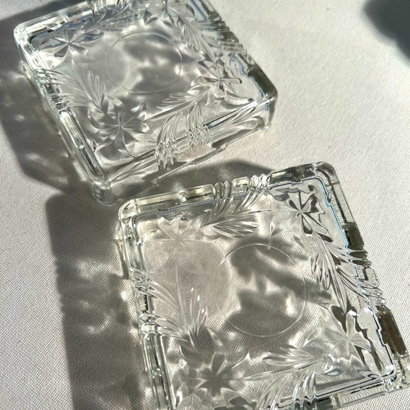 Vintage 1970  retro crystal/glass jewelry/trinket box. - Picture 4 of 6